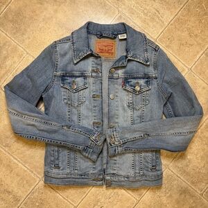 Levis Denim trucker jacket xsmall